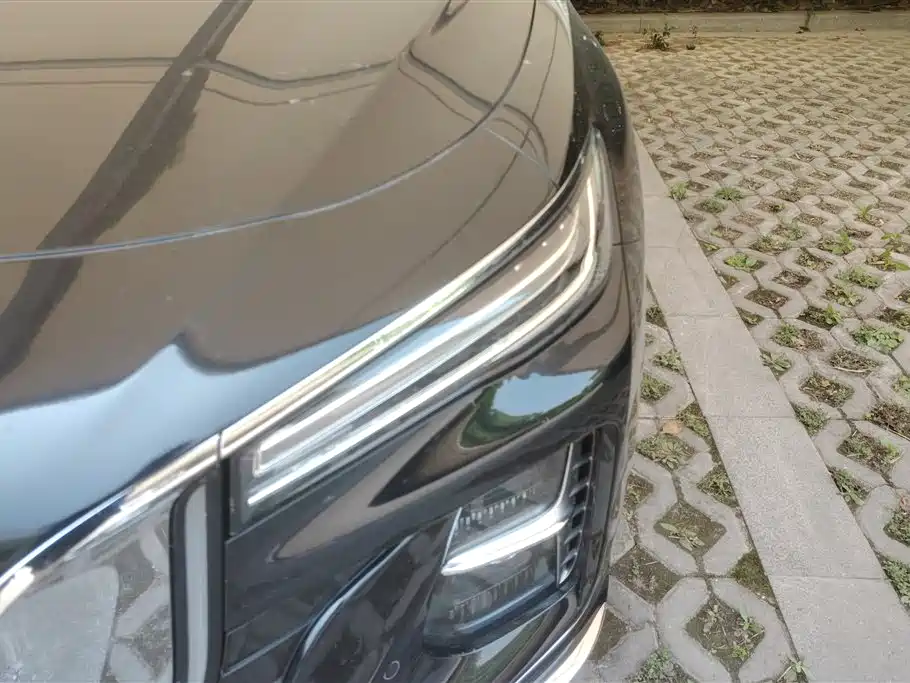Hongqi H5 2024 2.0T Automatic Smart Connect Flag Smooth Edition фото 5