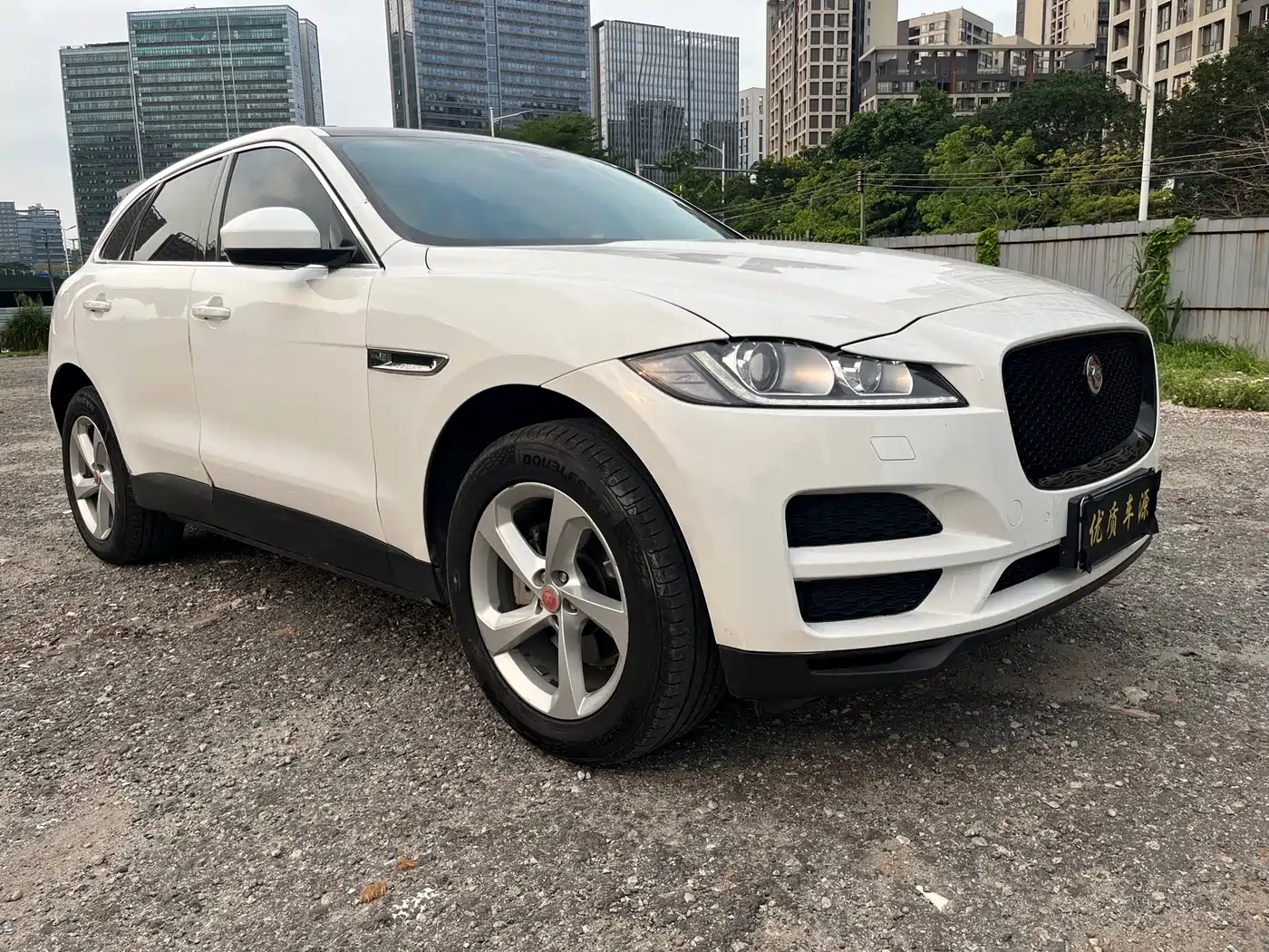 JAGUAR F PACE