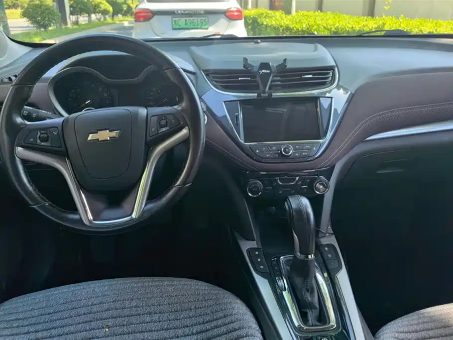 Chevrolet Malibu 2018 530T Automatic Luxury Edition фото 12