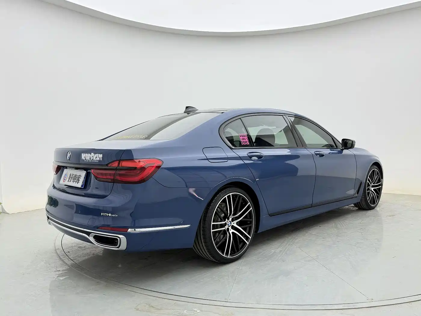BMW 7 Series 2018 730Li Leading Type Excellence Package фото 5