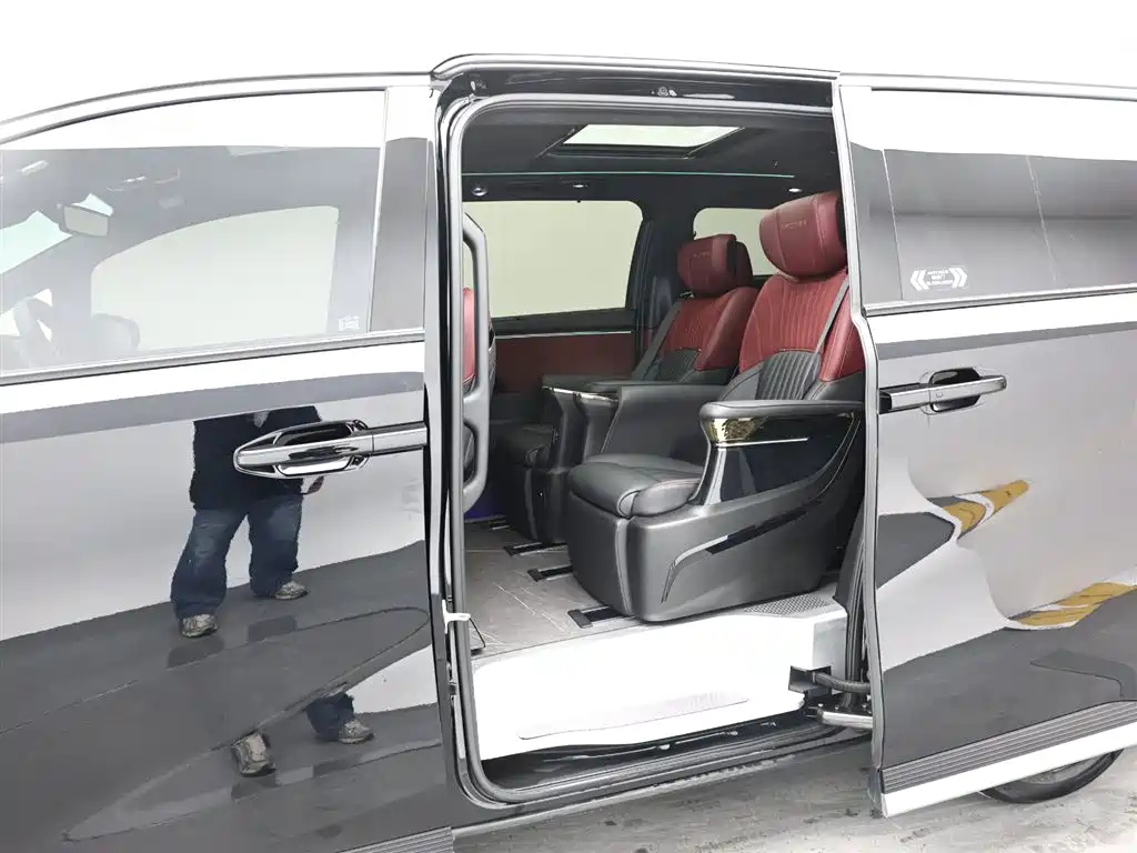 GAC Trumpchi Trumpchi M8 2024 Model Grandmaster Series 400T Pioneer Edition фото 14