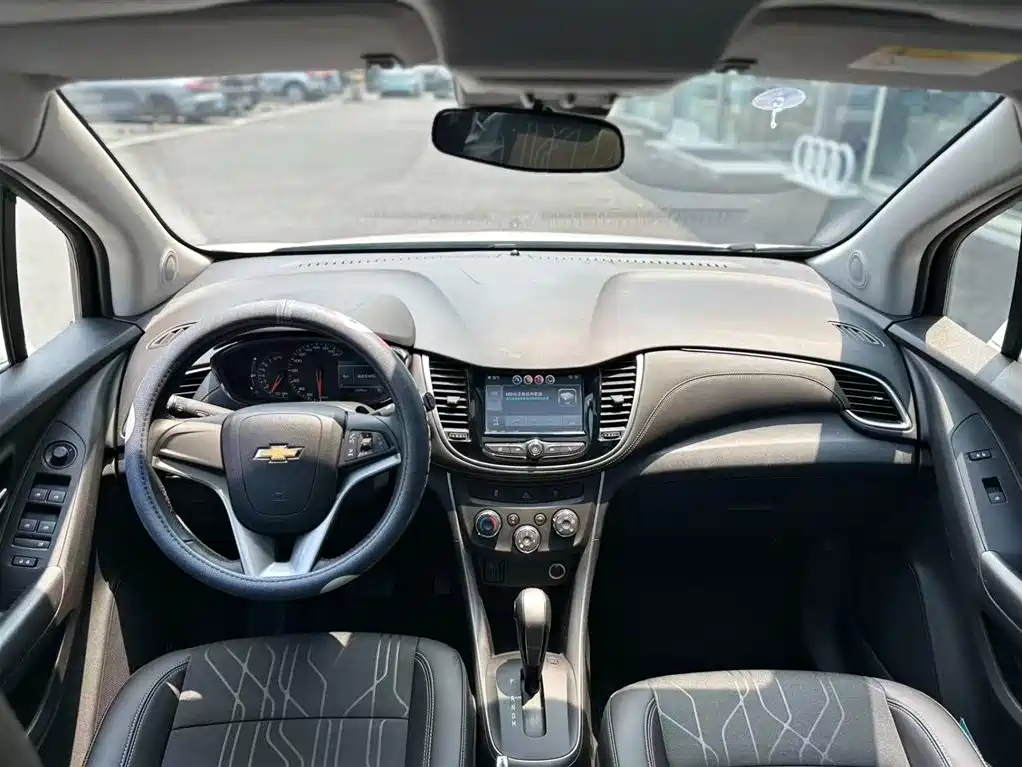 Chevrolet Trax 2017 1.4T Automatic 2WD Luxury фото 7