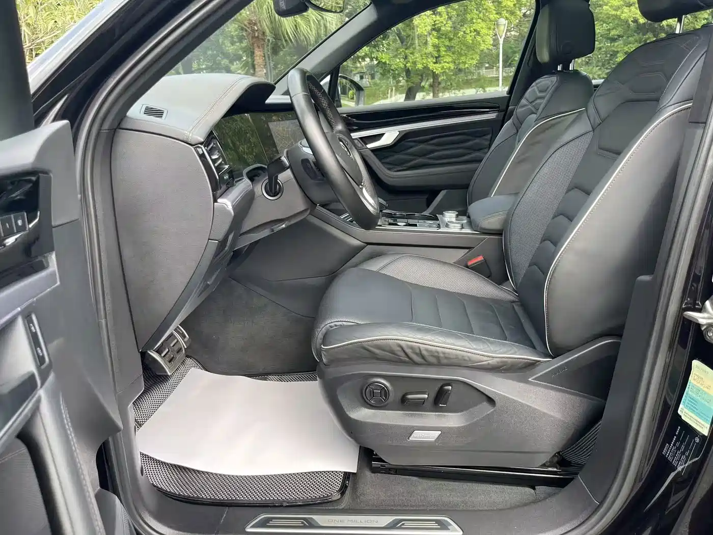 Photo 10 - Volkswagen Touareg