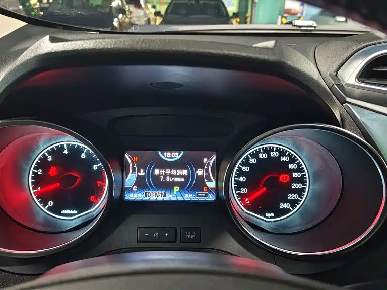 BYD Yuan 2016 1.5TID Automatic Honor фото 12