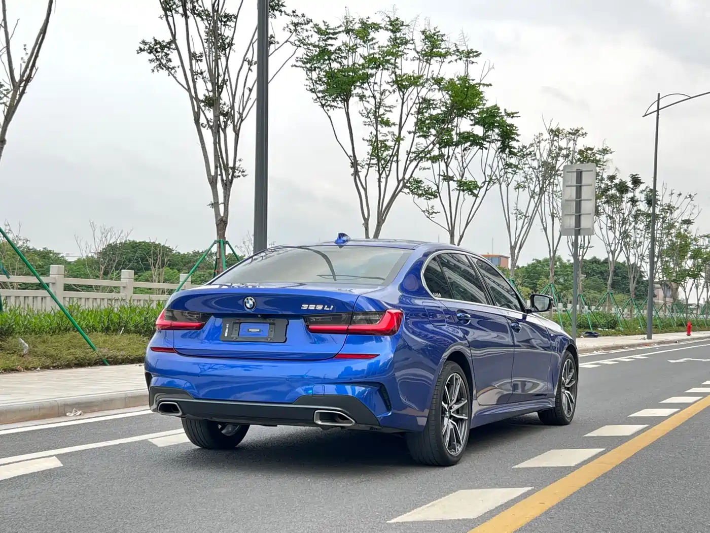 BMW 3 Series 2020 325Li M Sport Package фото 4