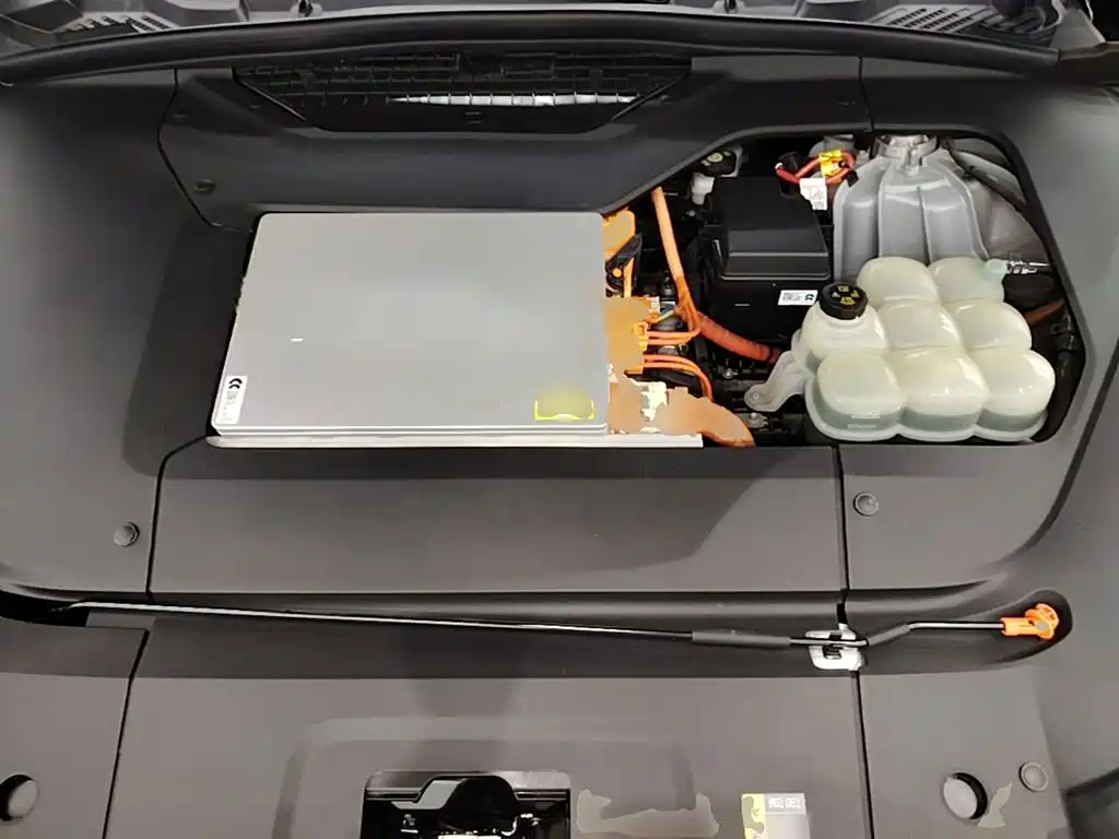 Фото 20 - NIO EC6