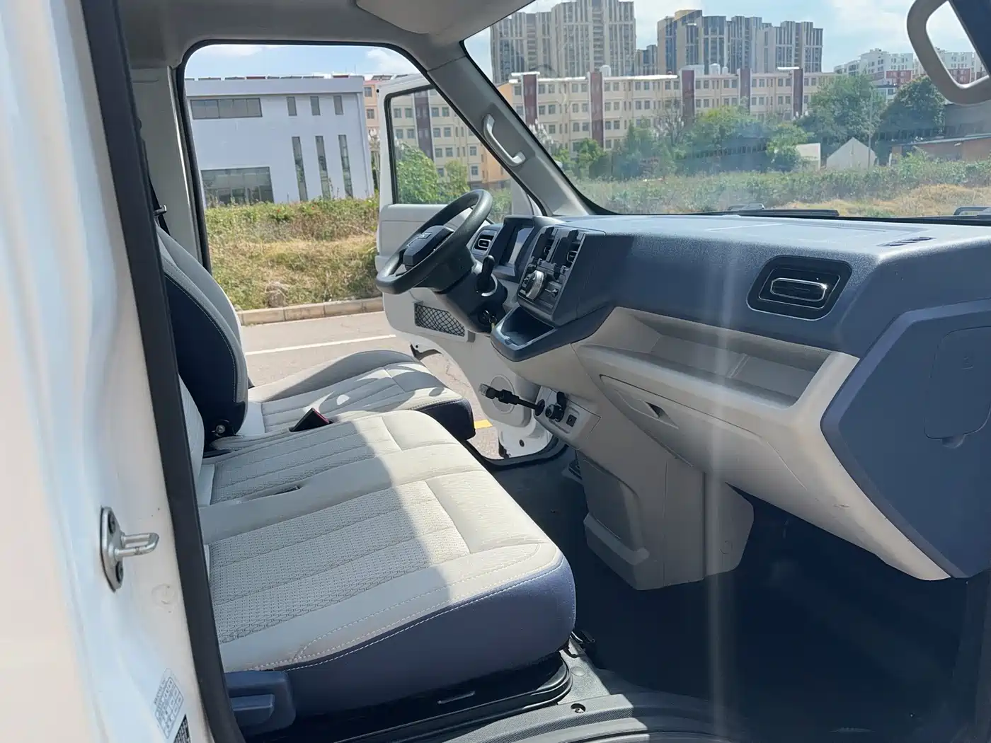 SRM XINYUAN XINYUAN E3L