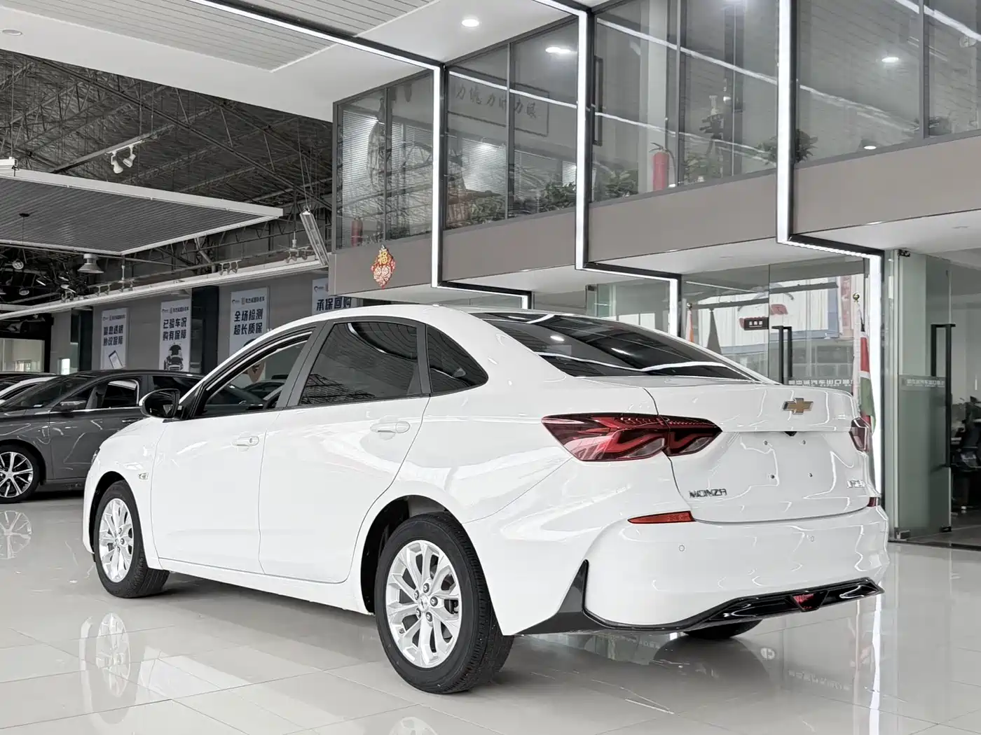 CHEVROLET CRUZE