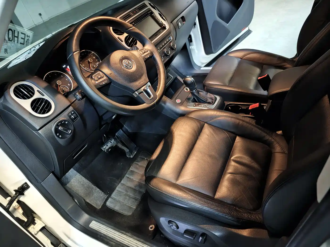 Volkswagen Tiguan 2015 1.8TSI Automatic 2WD Trendline фото 7