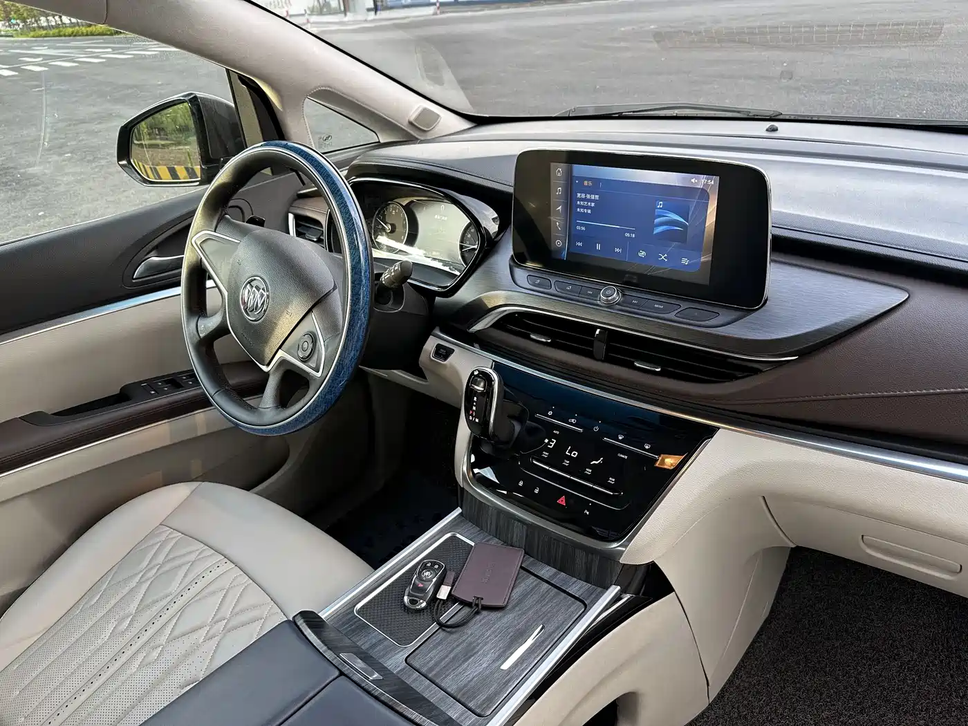Buick GL8 2022 Land Business Class 652T Comfort фото 15