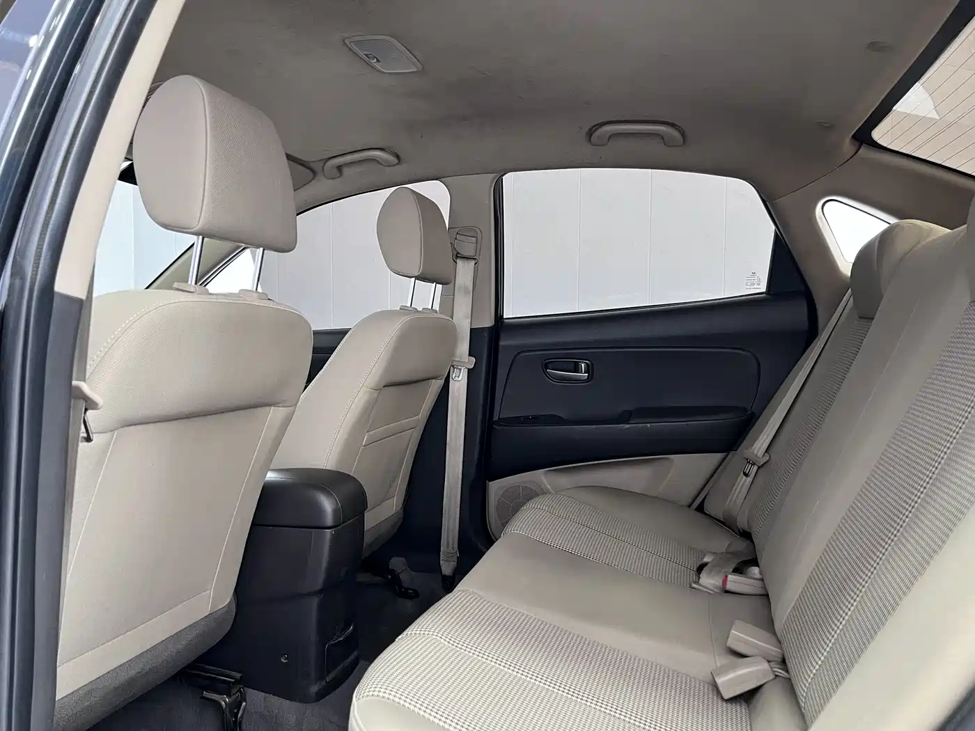 Hyundai Elantra 2011 1.6L Automatic Comfort фото 8