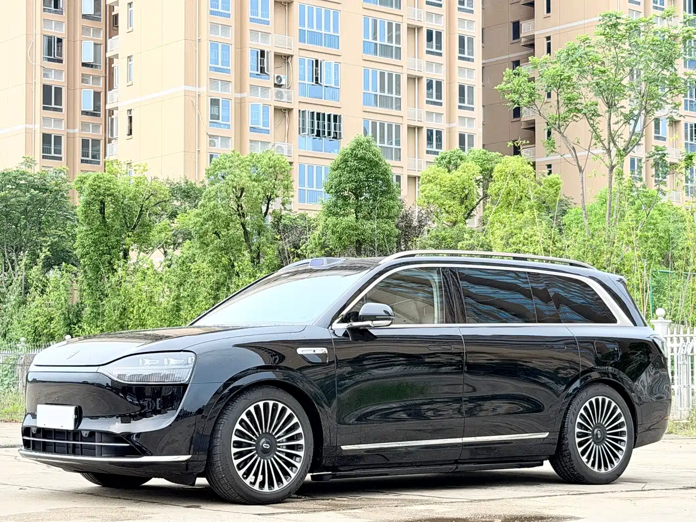 AITO Wenjie AITO M9 2025 Extended Range Ultra 52kWh 6-Seater