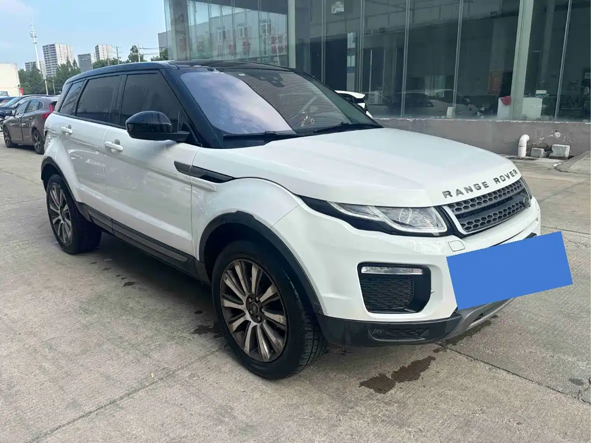 Photo 3 - Land Rover Range Rover Evoque