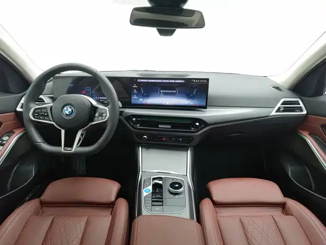 BMW i3 2025 eDrive 35 L — фото 5