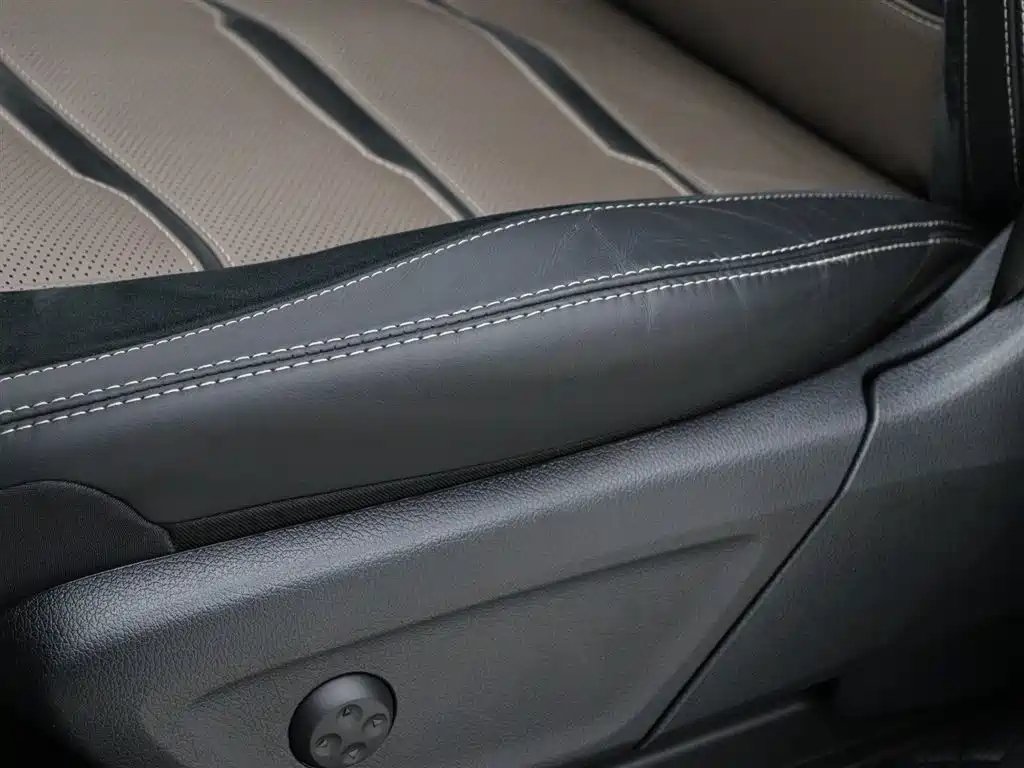 Mercedes-Benz GLE AMG 2023 AMG GLE 53 4MATIC+ фото 18