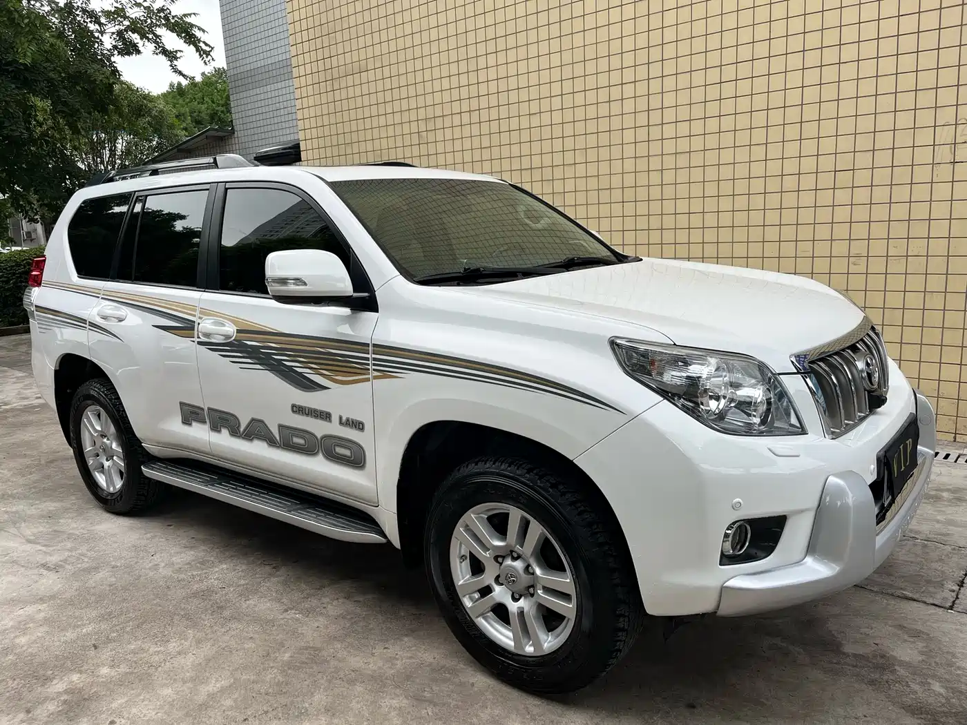 Toyota Prado 2010 4.0L Automatic VX NAVI фото 3