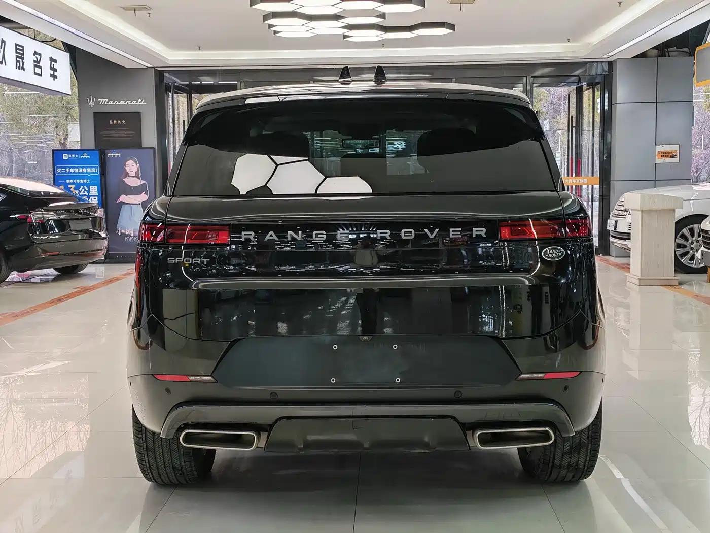 Land Rover Range Rover Sport 2023 360PS S фото 15