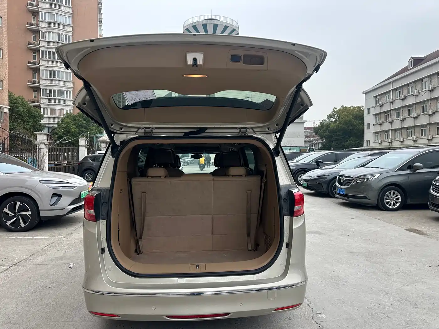 Buick GL8 2018 ES 28T Luxury Type China VI фото 10