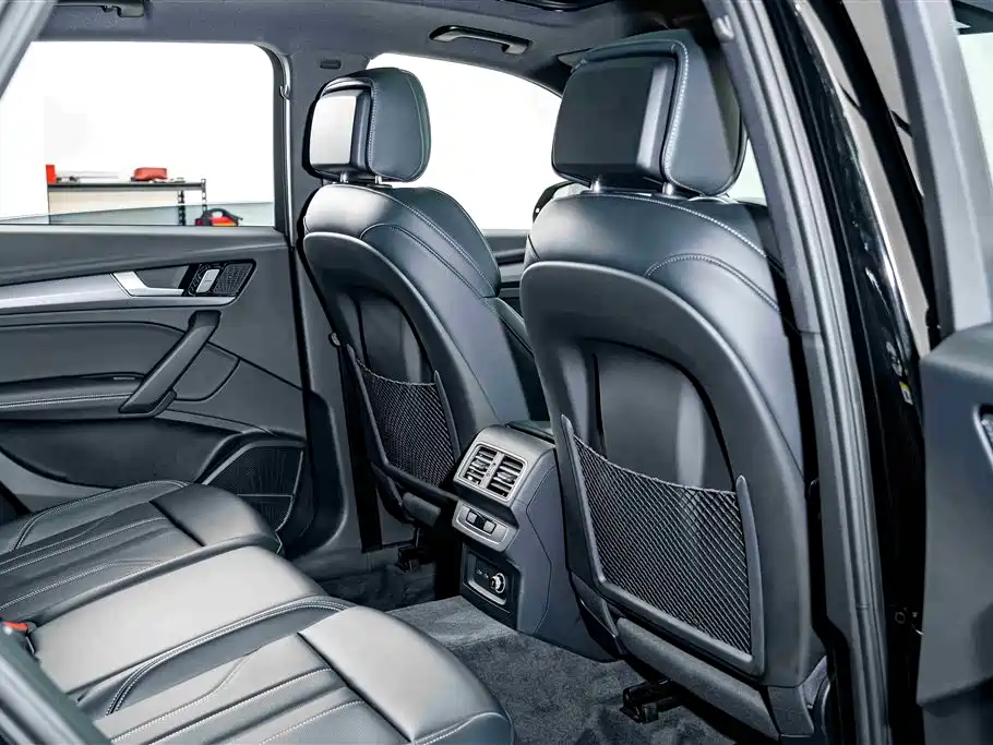 Audi Q5L 2024 Model 45 TFSI Luxury Dynamic фото 22