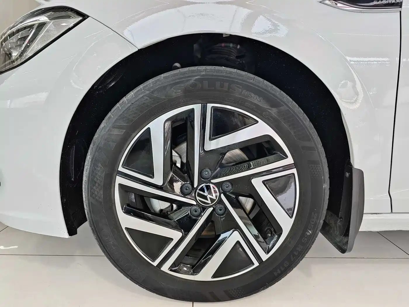 Volkswagen Sagitar 2023 Model Year 280TSI DSG Surpass Edition фото 10