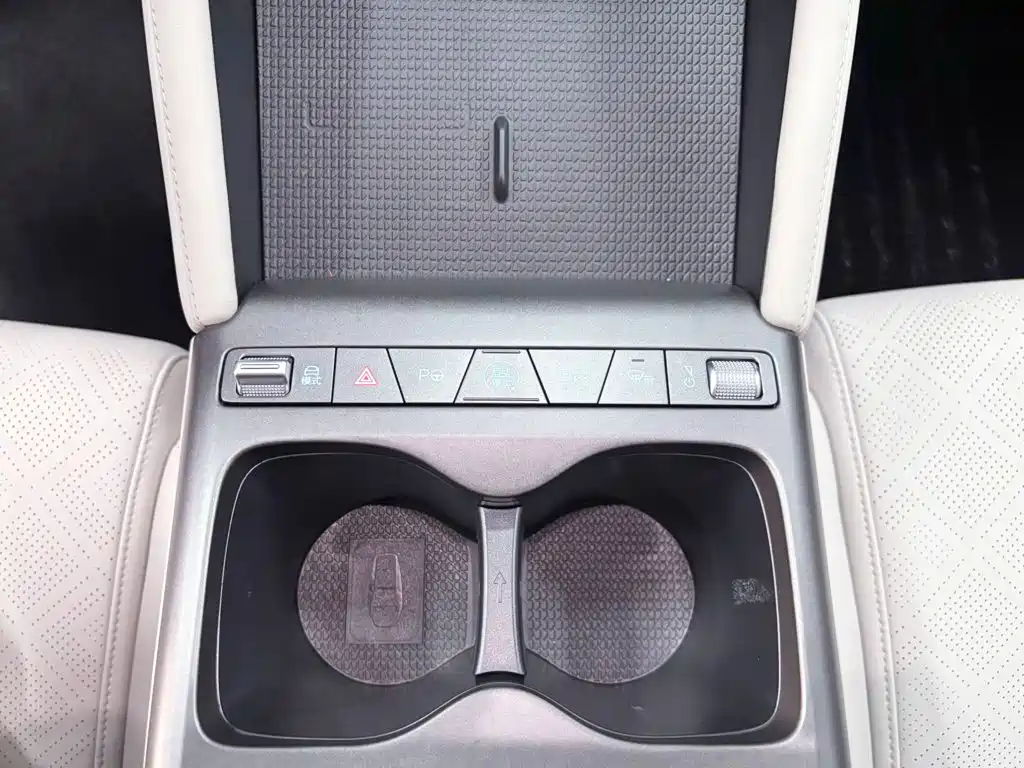 BYD Yuan UP 2026 2025 Smart Drive Edition 401KM Vitality Version