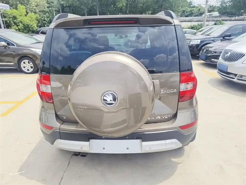 Škoda Yeti 2014 1.4TSI Manual Polar фото 6
