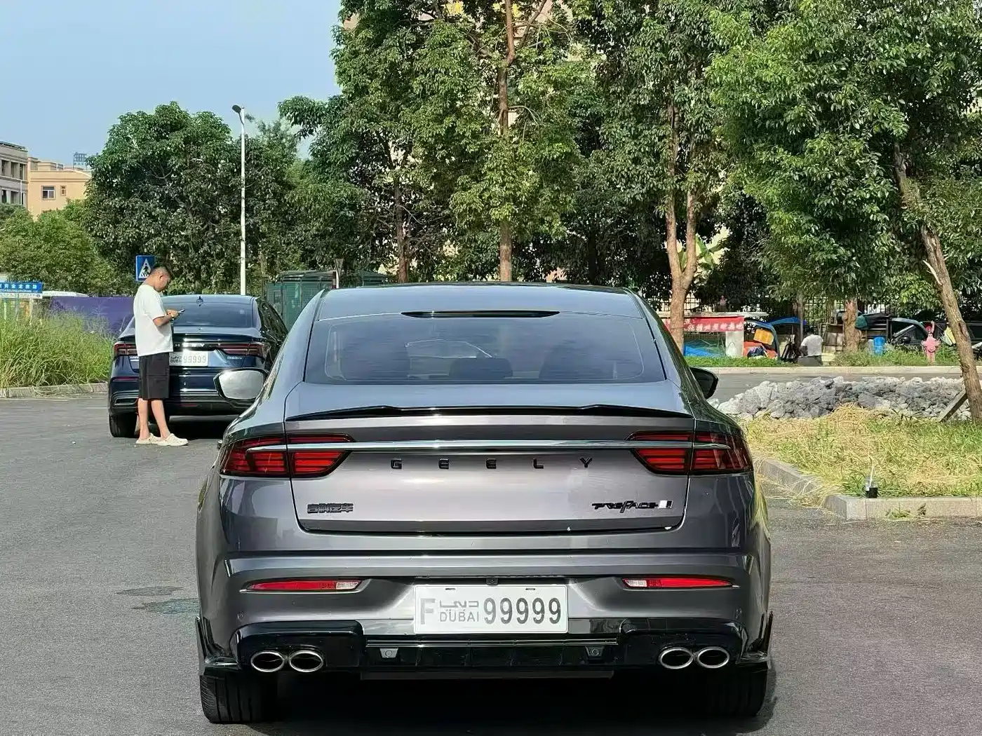 Фото 8 - Geely Preface