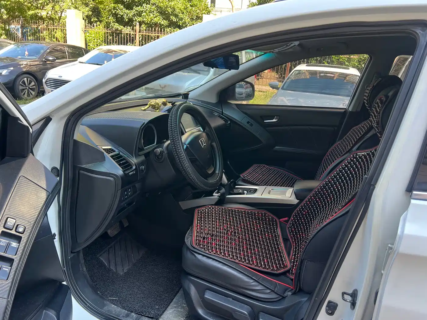 Luxgen U6 SUV 2015 2015 1.8T Charm Edition