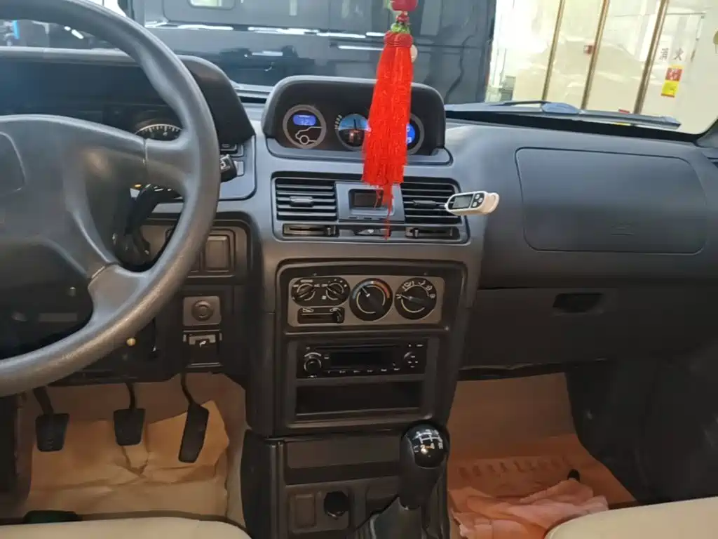 Leopaard Liebao 6481 2015 2014 2.2L Manual 2WD