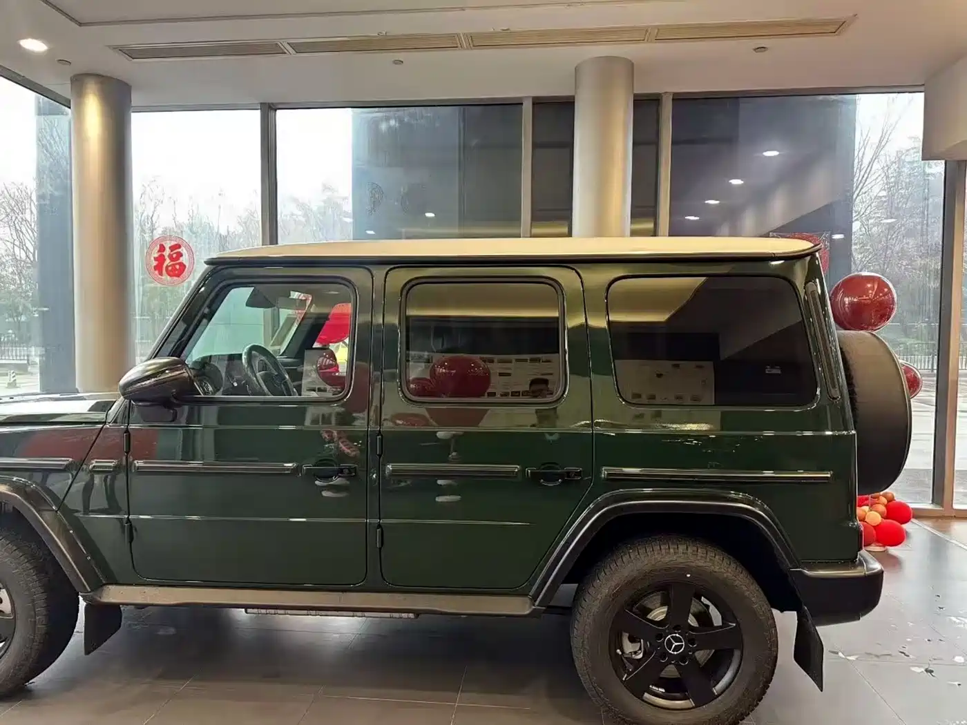 Mercedes-Benz G-Class 2026 Model G 500 фото 4