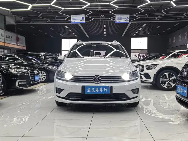 VOLKSWAGEN GOLF*JIAYU