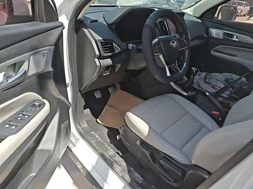 BAIC Huansu S5 2019 2017 1.3T Manual Deluxe