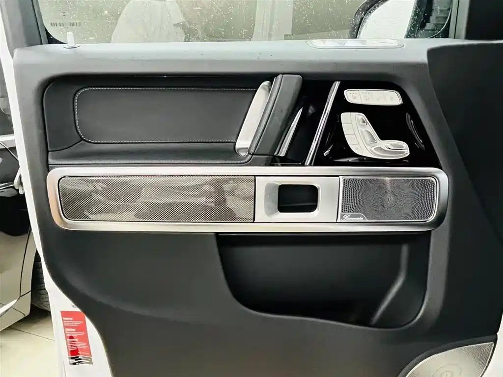 Mercedes-Benz G-Class 2024 G 500 фото 7