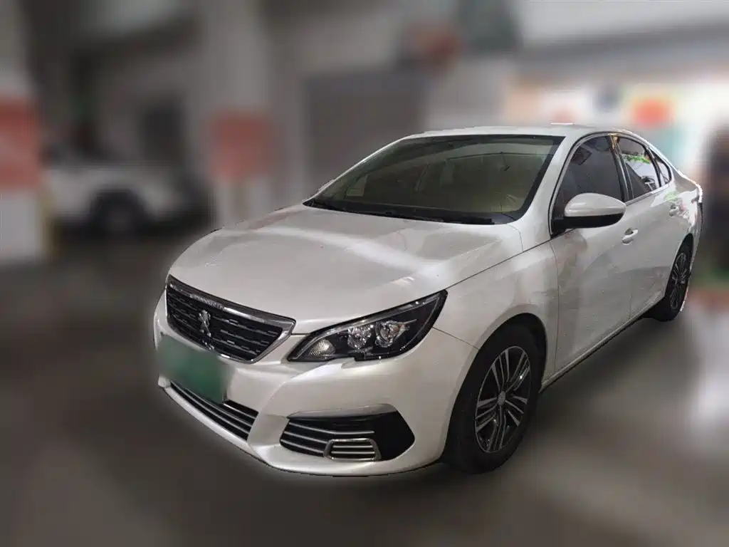 Peugeot 308 2018 1.6L Auto Fashion Edition фото 2