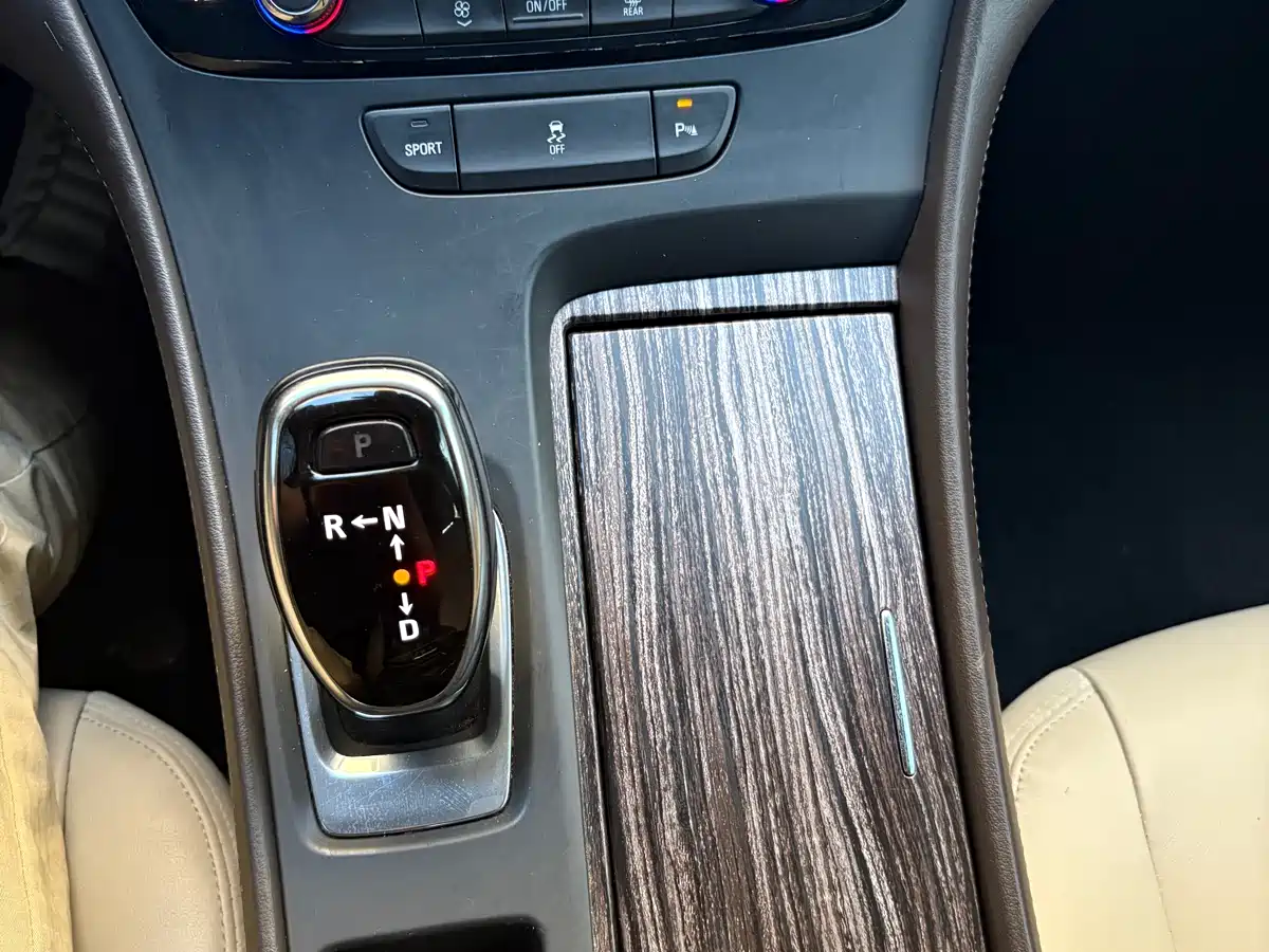 Buick LaCrosse 2016 20T Leading Type фото 11