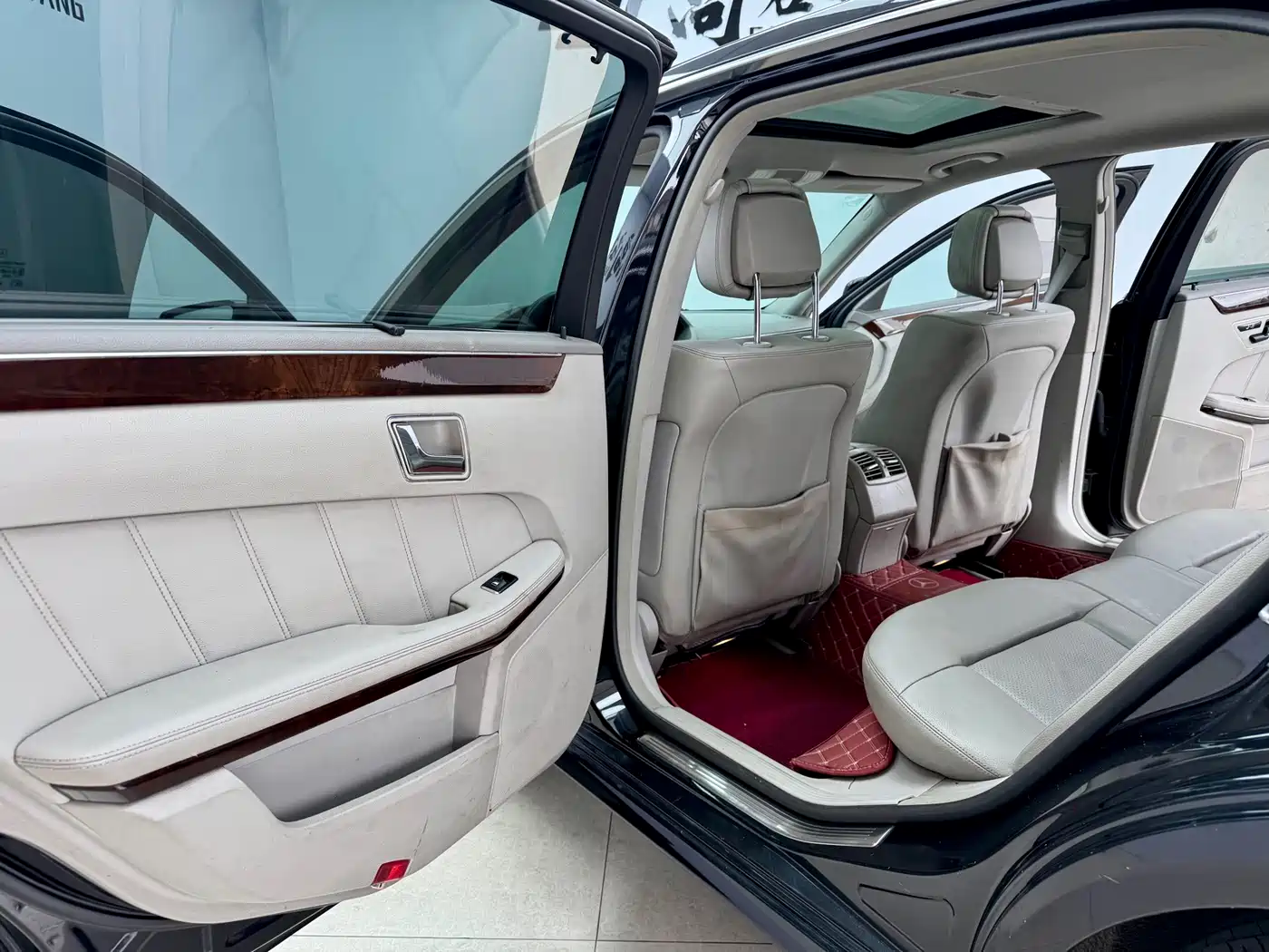 Mercedes-Benz E-Class 2011 E 200 L CGI Elegance фото 10