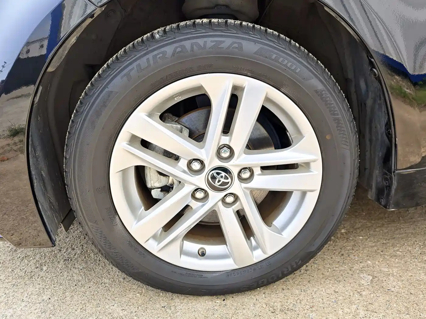 Toyota Levin 2019 Dual Engine 1.8H E-CVT Luxury Edition China V фото 32