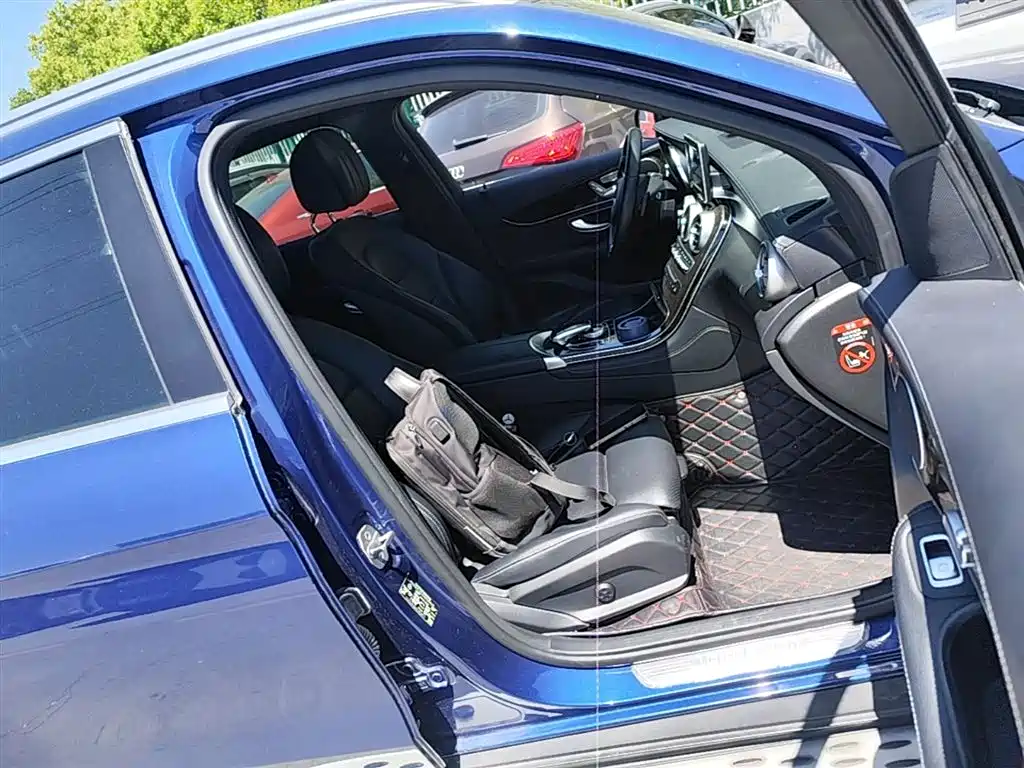 Mercedes-Benz GLC 2018 Facelift GLC 260 4MATIC Dynamic фото 25