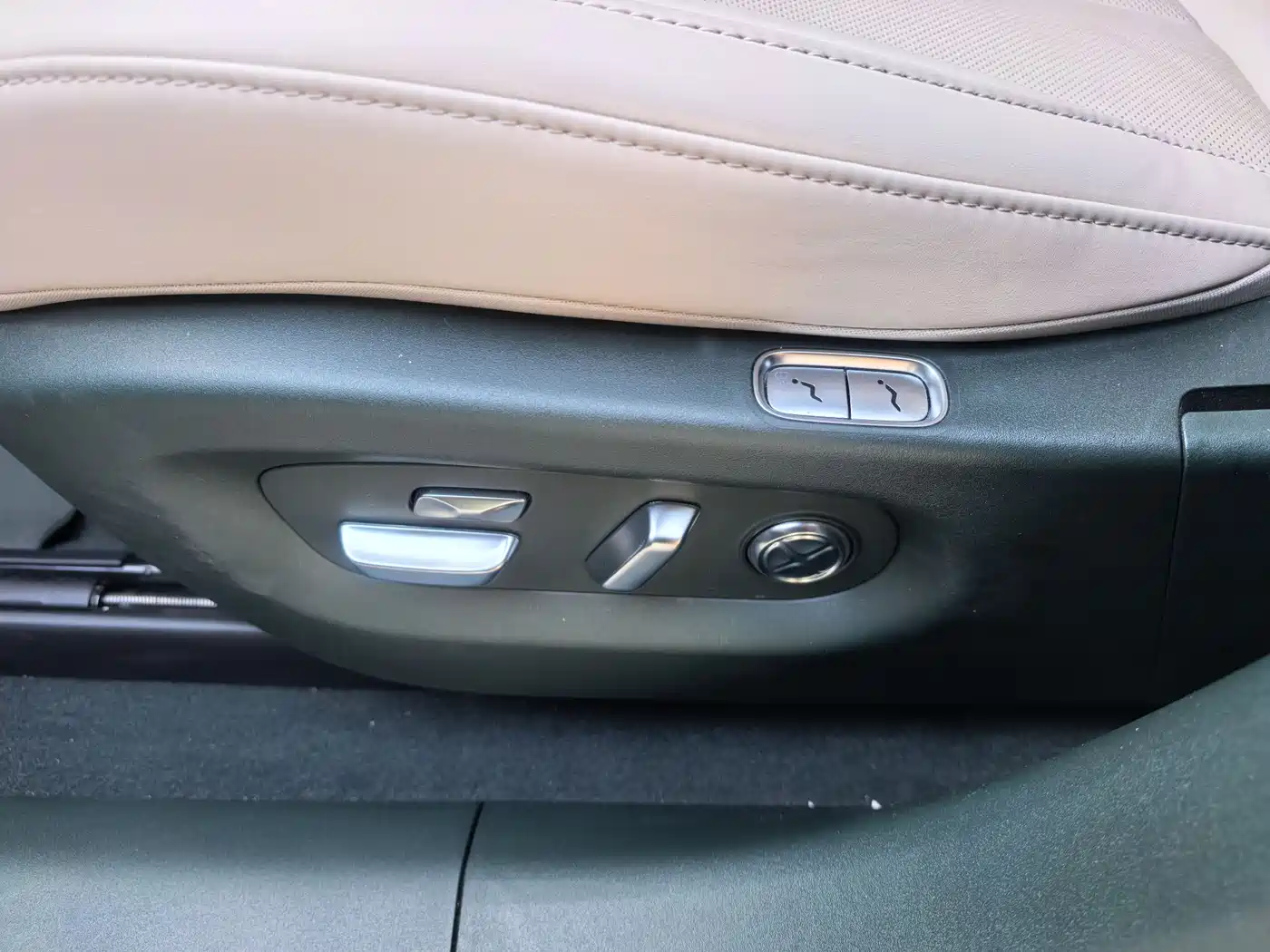 XIAOMI CAR XIAOMI YU7