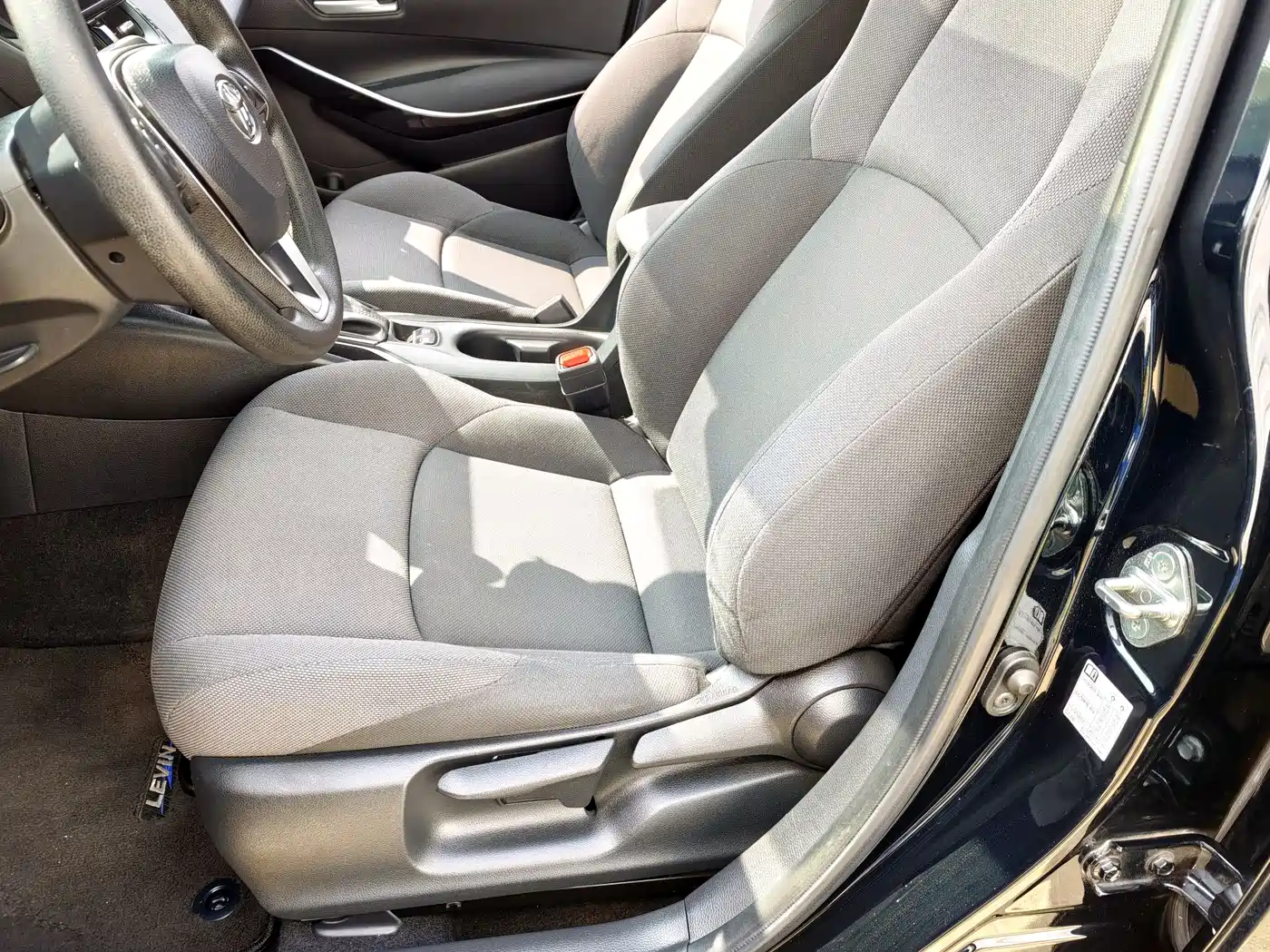 Toyota Levin 2019 Dual Engine 1.8H E-CVT Luxury Edition China V фото 21