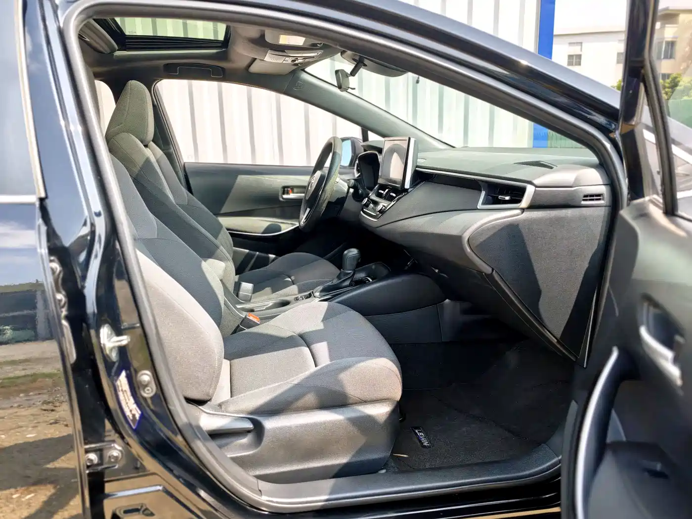 Toyota Levin 2019 Dual Engine 1.8H E-CVT Luxury Edition China V фото 9