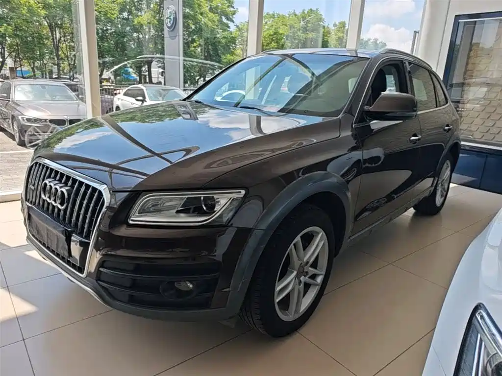 Audi Q5 2017 Plus 40 TFSI Technology