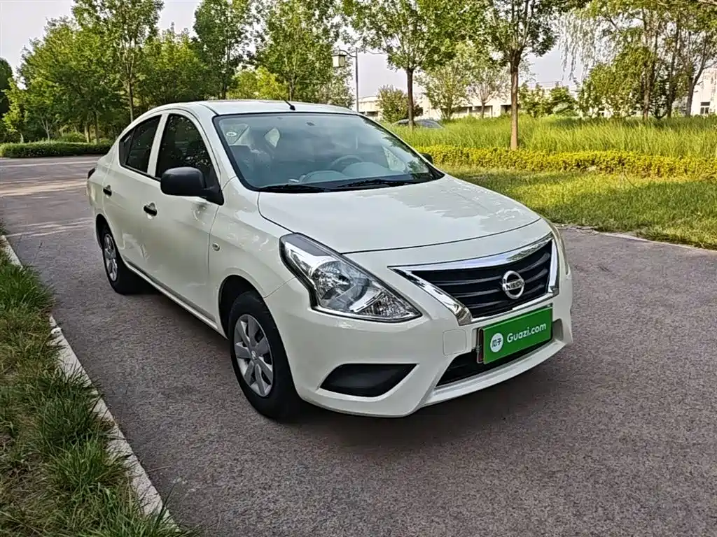 Nissan Sunny 2016 2015 1.5XE Manual Comfort