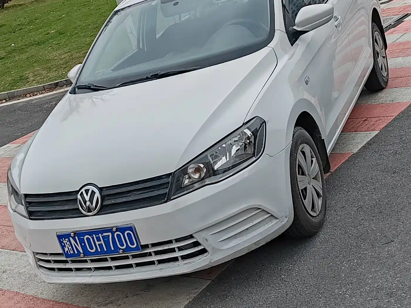 Volkswagen Jetta 2015 Value Edition 1.6L Manual Fashion фото 4