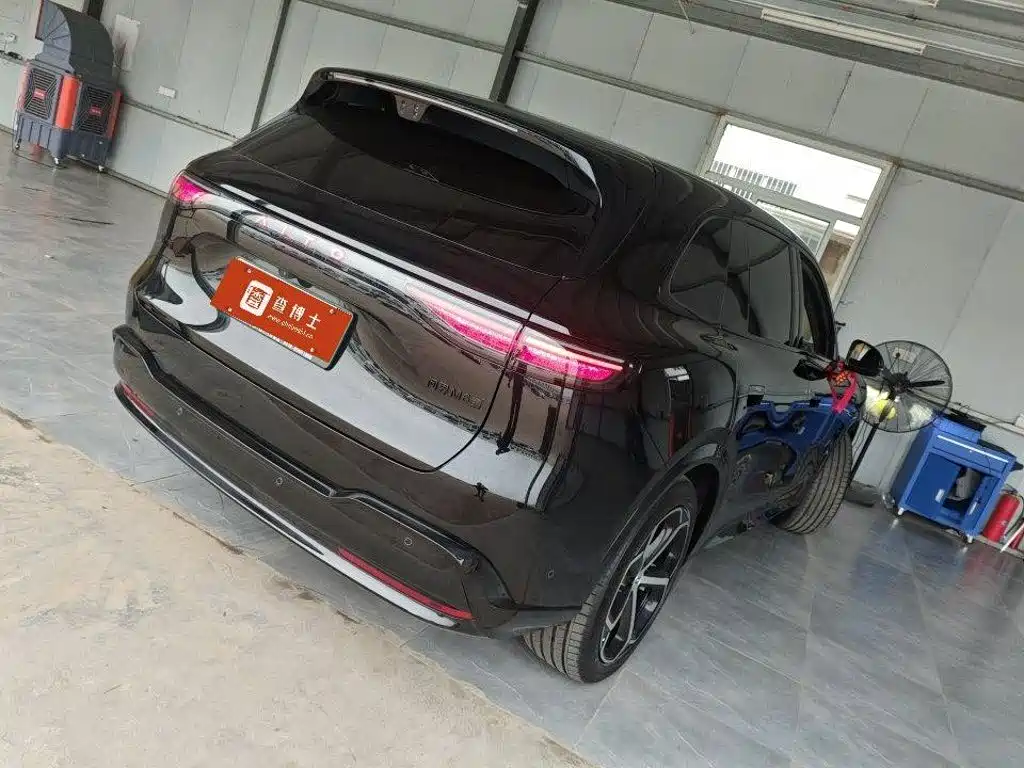 AITO Wenjie AITO M6 2026