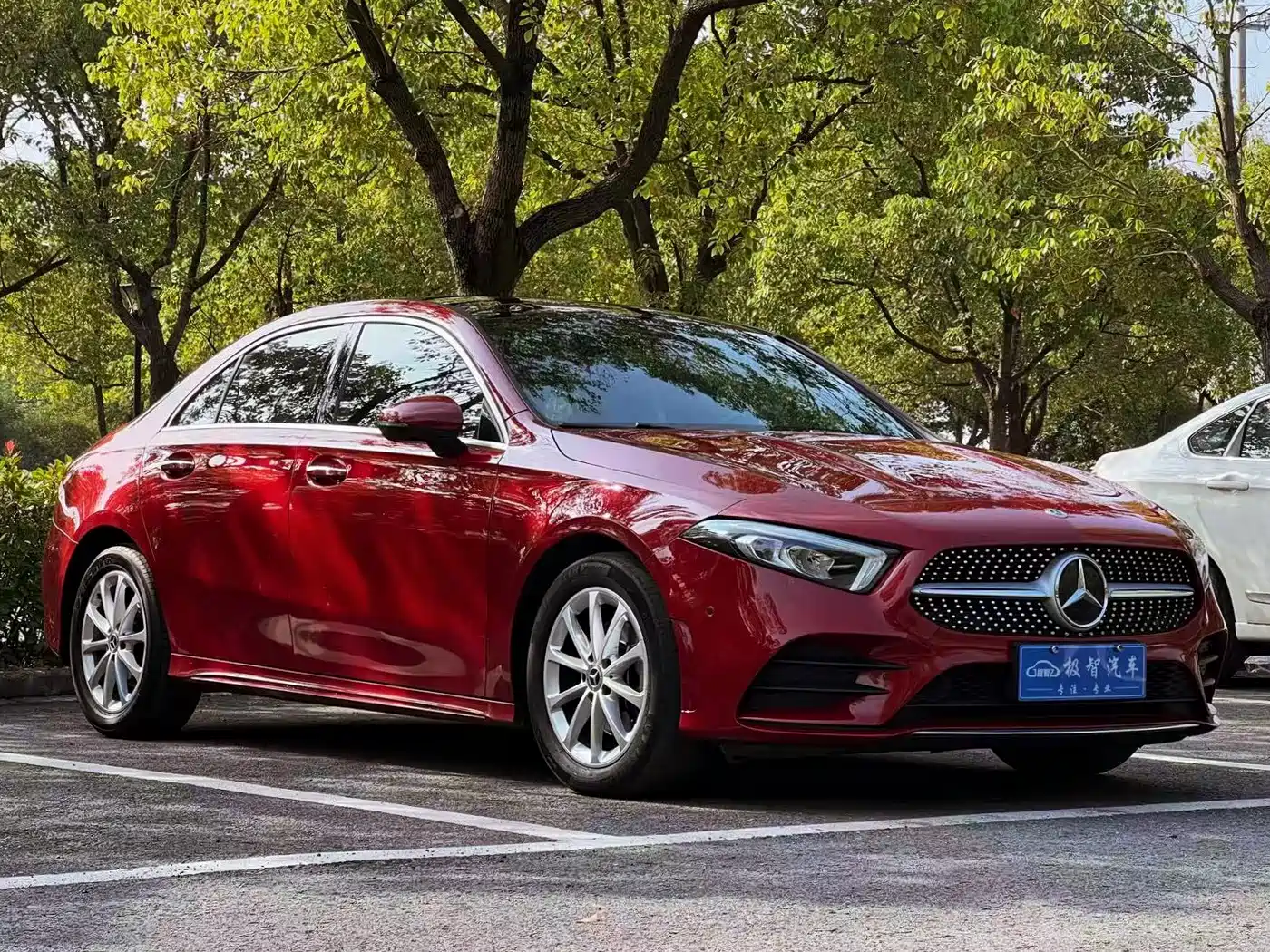 Mercedes-Benz A-Class 2020 A 200 L Sport Sedan фото 3