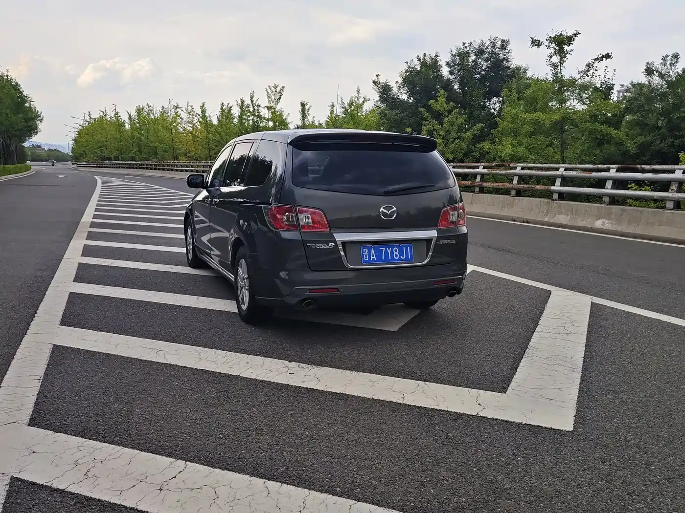 Mazda 8 2011 2011 2.3L Ultimate