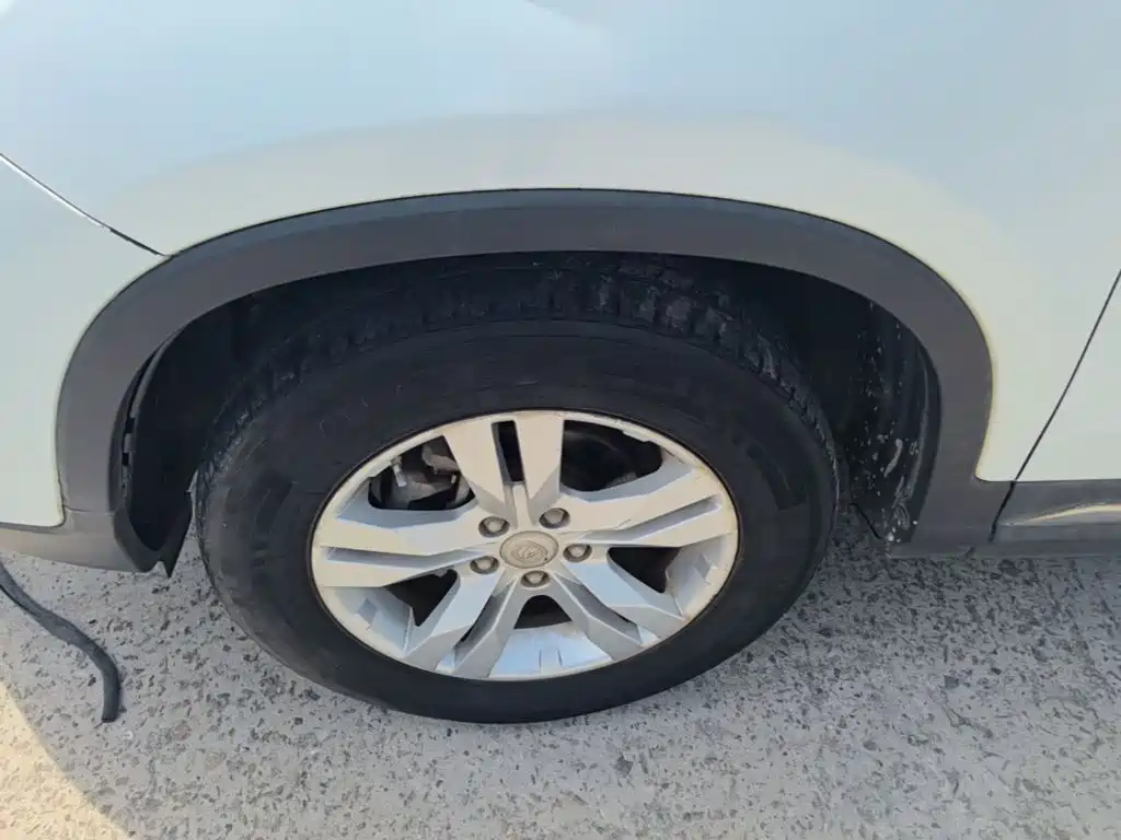 Changan CS75 2014 2014 2.0L Manual Luxury China V