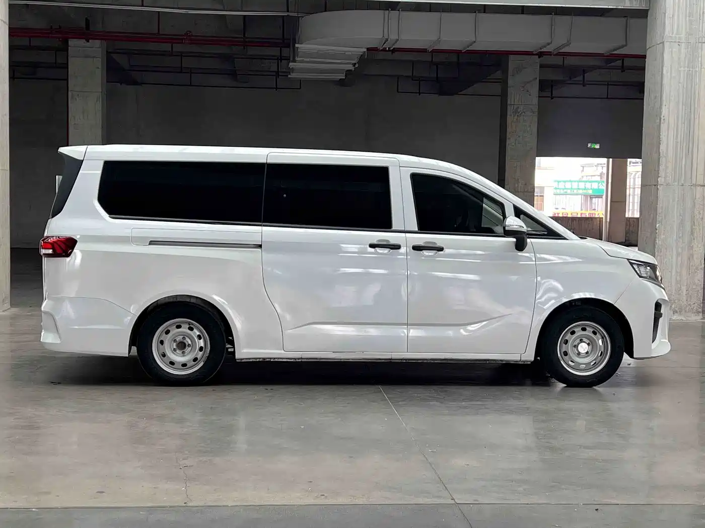 BAW (Beijing Automobile Works) Ruisheng Ace M7 2023 2023 2.0L CNG Long Wheelbase Luxury Operation Version 7-Seater