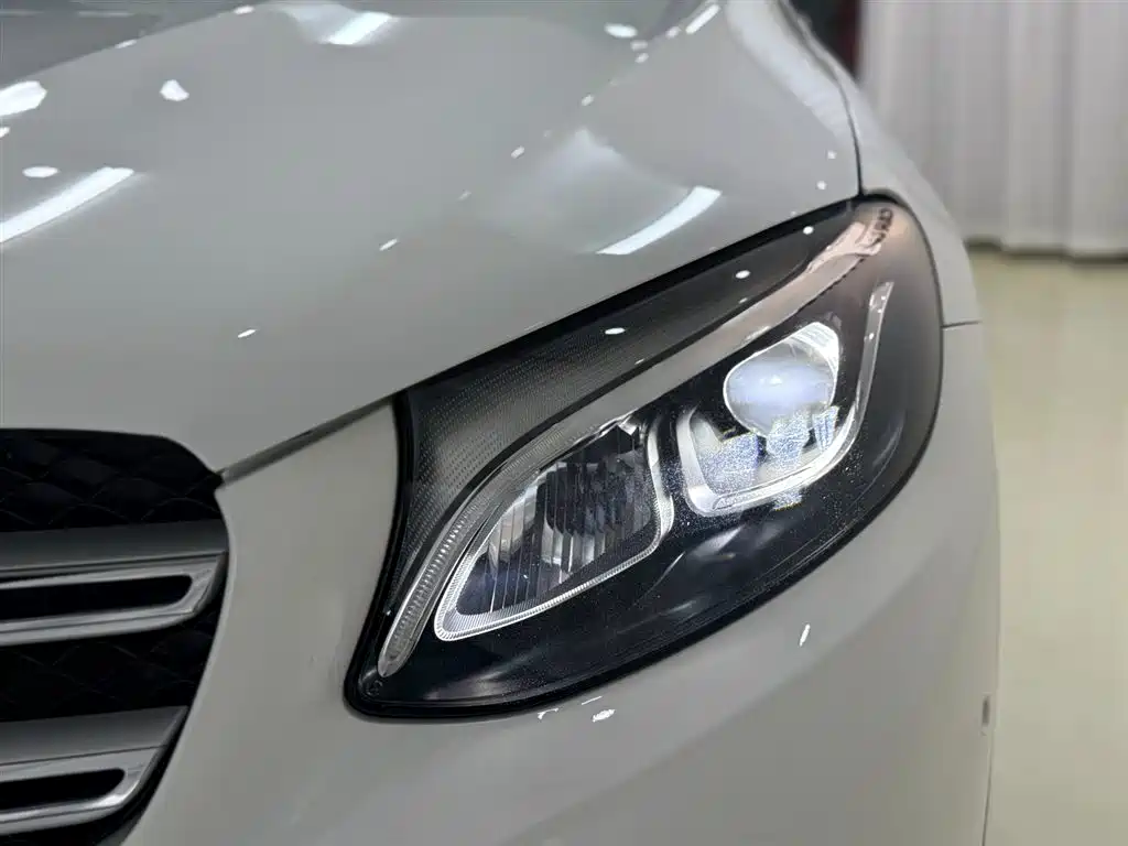 Mercedes-Benz GLC 2017 GLC 200 4MATIC фото 12